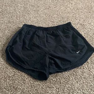 Nike dri fit shorts size L